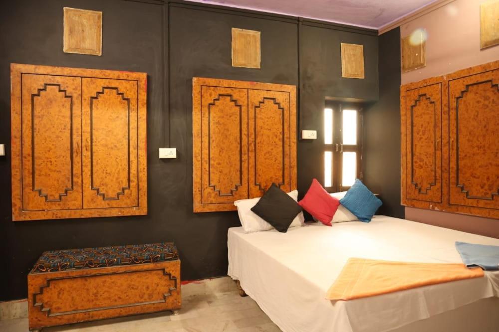 Santkripa Backpackers 400 Mtr From Railway Station Hostel Джодпур Екстериор снимка