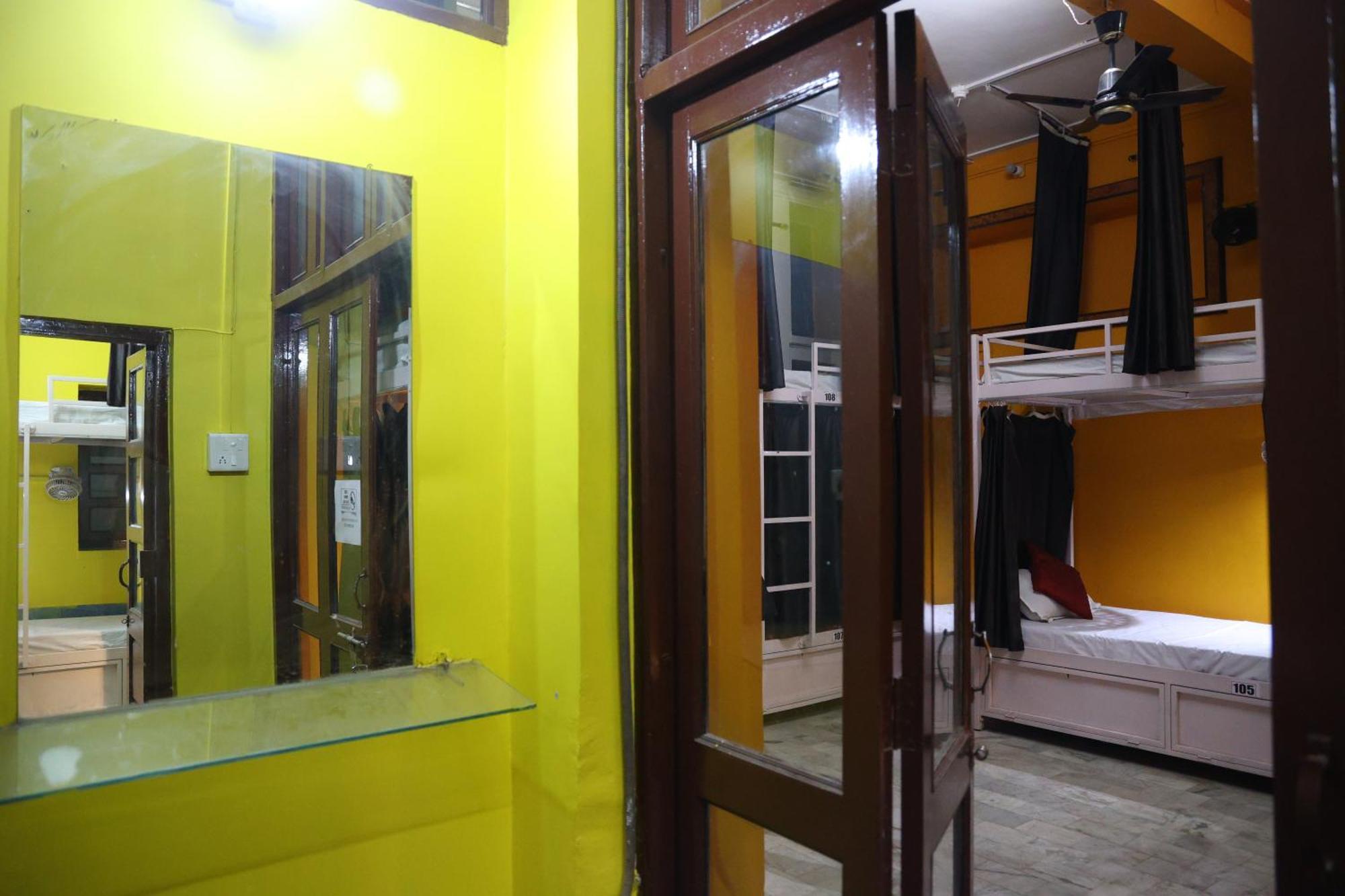 Santkripa Backpackers 400 Mtr From Railway Station Hostel Джодпур Екстериор снимка