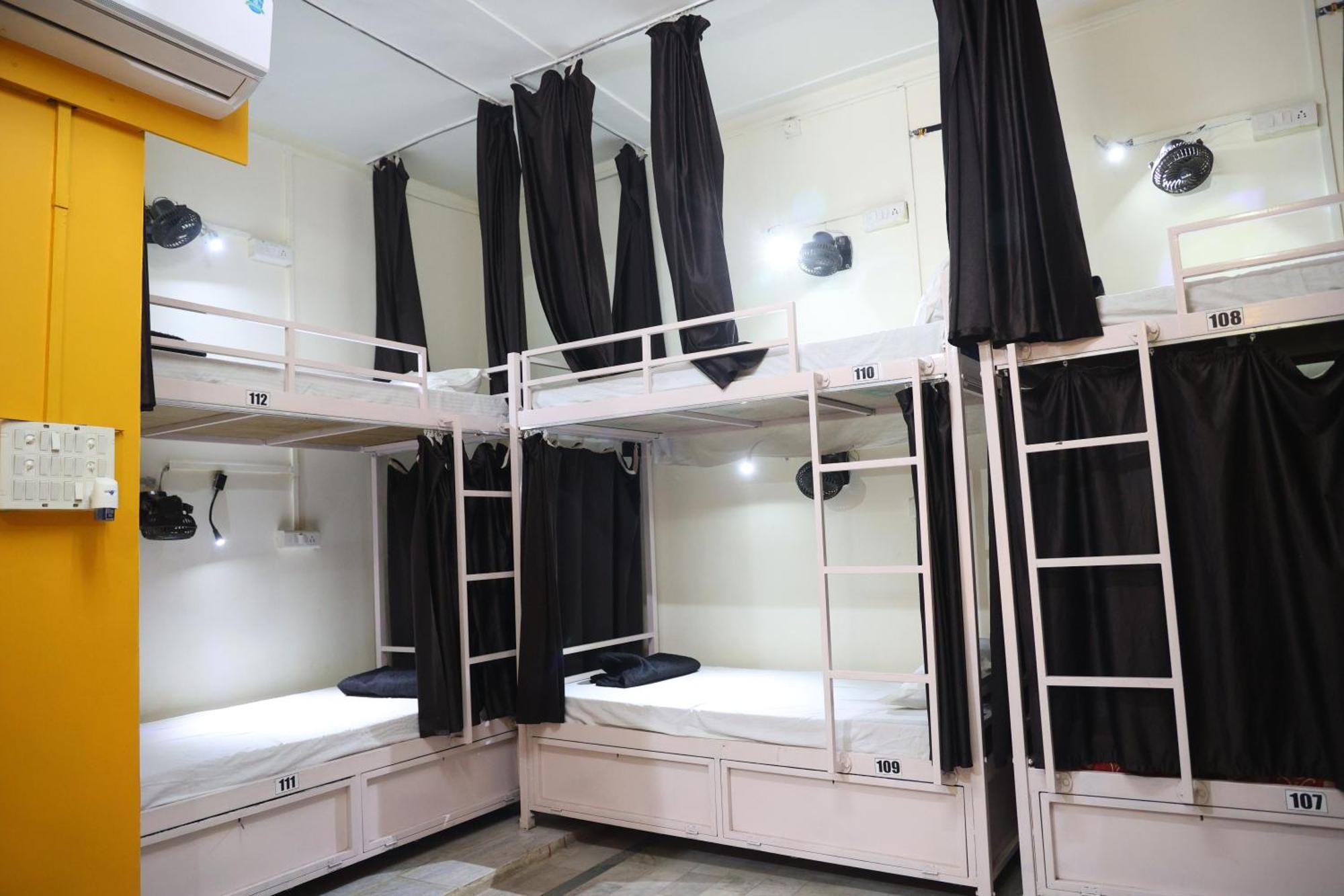 Santkripa Backpackers 400 Mtr From Railway Station Hostel Джодпур Екстериор снимка